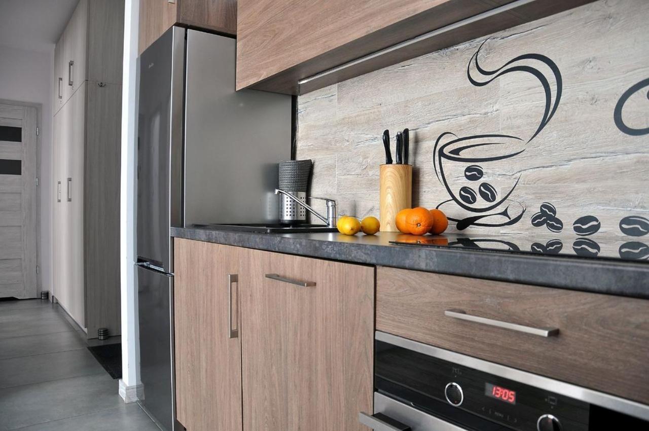 Q Apart Gold- Klimatyzowany 3 Pokojowy Apartament Przy Manufakturze Z Garazem Gratis, Fv Lodź Bagian luar foto