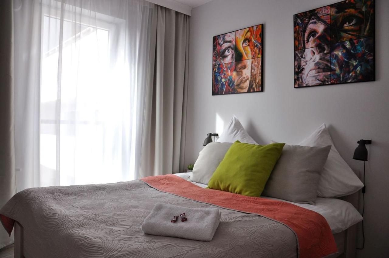 Q Apart Gold- Klimatyzowany 3 Pokojowy Apartament Przy Manufakturze Z Garazem Gratis, Fv Lodź Bagian luar foto