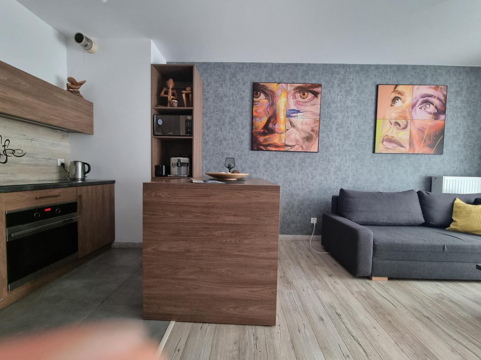 Q Apart Gold-Trzy Pokoje, Manufaktura, Klimatyzacja I Garaz Gratis, Tv Max, Fv, Gwarancja Zadowolenia Lodź Bagian luar foto