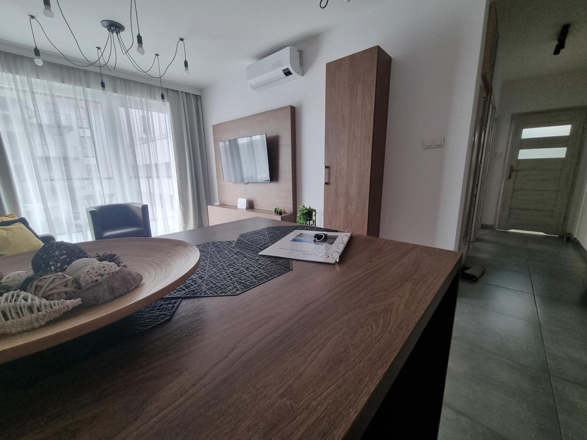 Q Apart Gold-Trzy Pokoje, Manufaktura, Klimatyzacja I Garaz Gratis, Tv Max, Fv, Gwarancja Zadowolenia Lodź Bagian luar foto