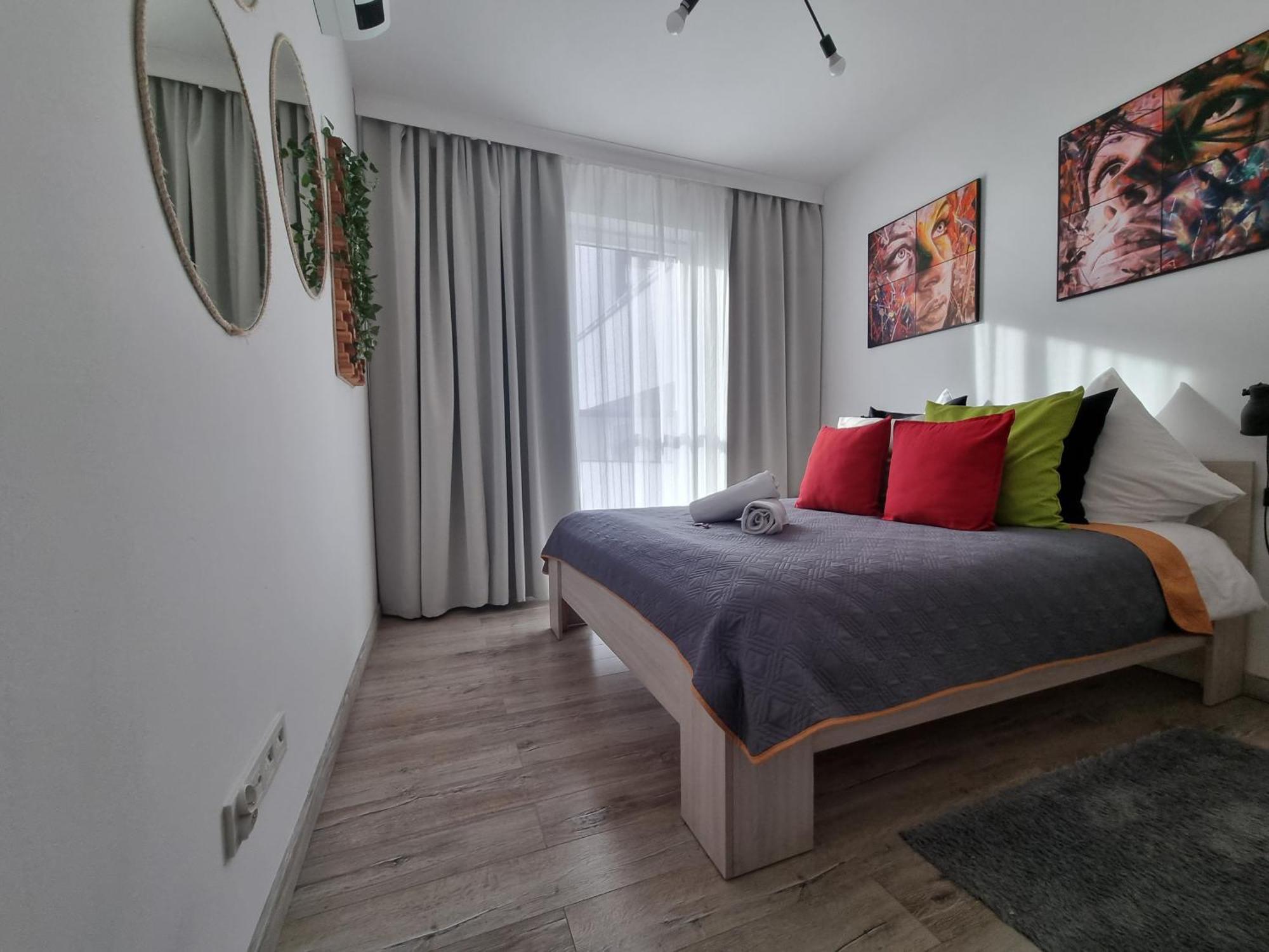 Q Apart Gold-Trzy Pokoje, Manufaktura, Klimatyzacja I Garaz Gratis, Tv Max, Fv, Gwarancja Zadowolenia Lodź Bagian luar foto