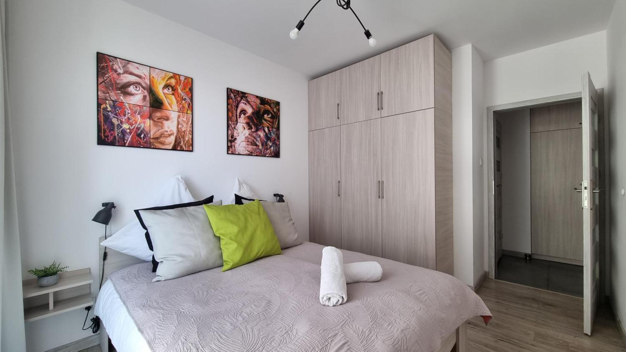 Q Apart Gold-Trzy Pokoje, Manufaktura, Klimatyzacja I Garaz Gratis, Tv Max, Fv, Gwarancja Zadowolenia Lodź Bagian luar foto