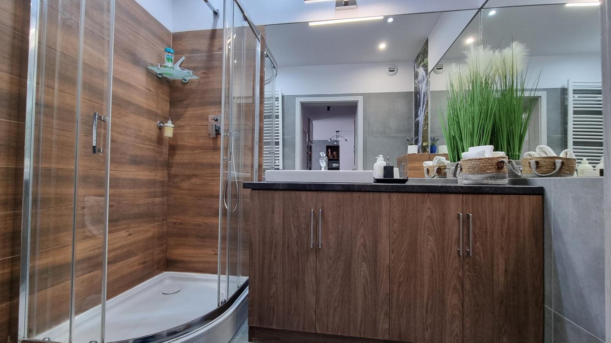 Q Apart Gold- Klimatyzowany 3 Pokojowy Apartament Przy Manufakturze Z Garazem Gratis, Fv Lodź Bagian luar foto