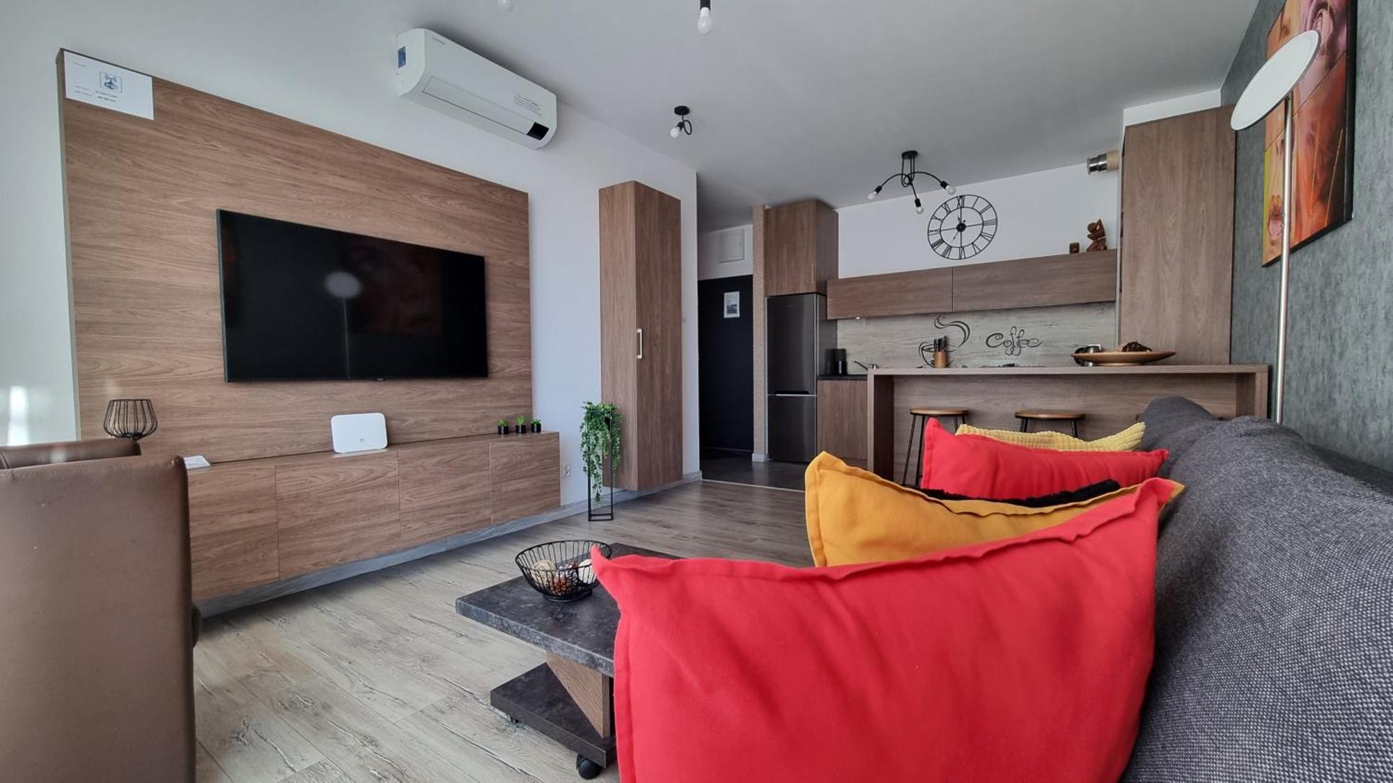 Q Apart Gold-Trzy Pokoje, Manufaktura, Klimatyzacja I Garaz Gratis, Tv Max, Fv, Gwarancja Zadowolenia Lodź Bagian luar foto